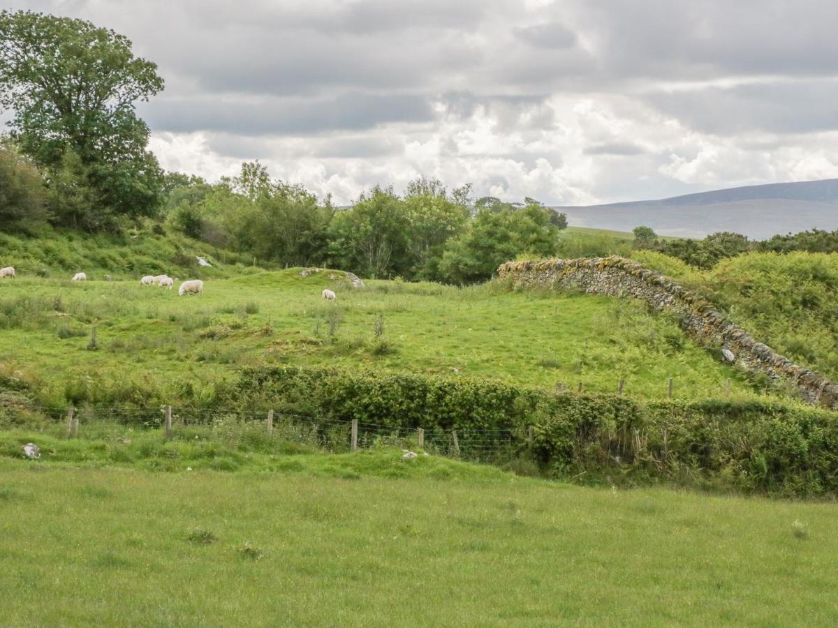 Penrhyddion Ucha Villa Capel Garmon Exteriör bild